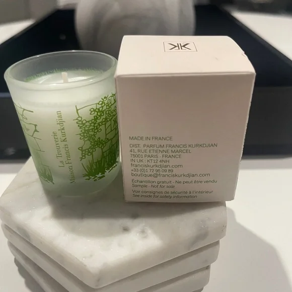 Maison Francis Kurkdjian La Trouverie Mini Scented Candle 30 g - Picture 4 of 5